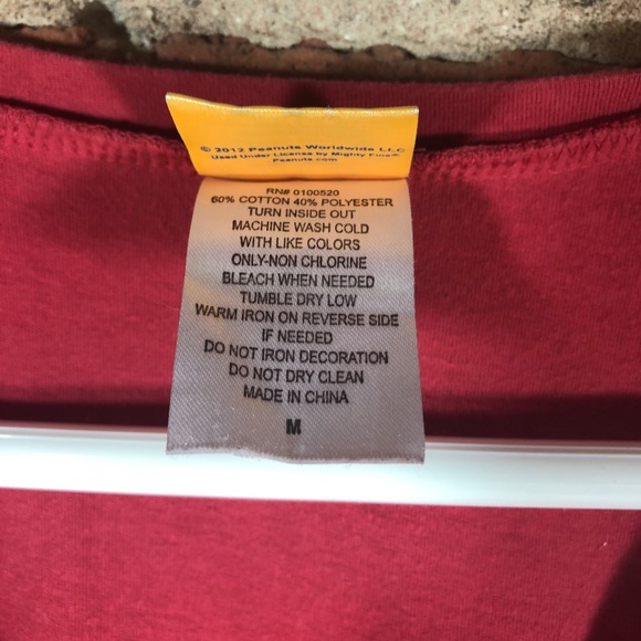 Snoopy Woodstock Peanuts British Flag T-Shirt Red - Picture 3 of 5